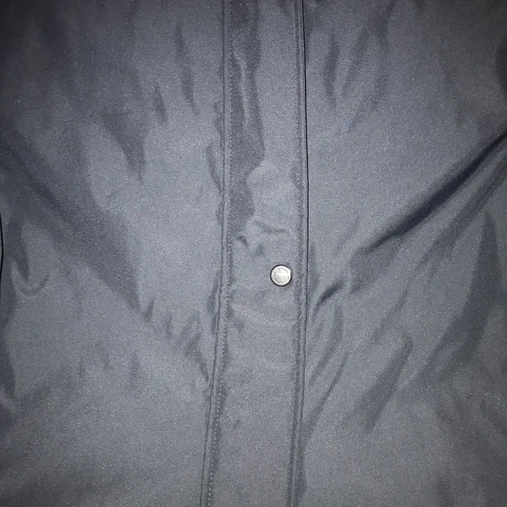 Weatherproof jacket - Picture 3 of 16